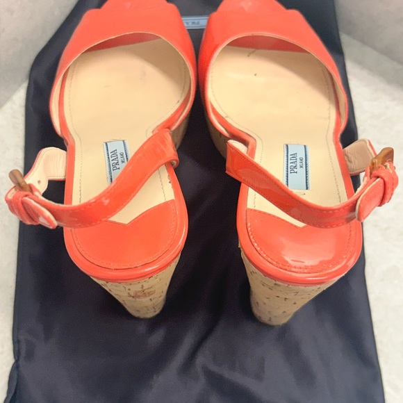 PRADA Pink Orange Patent Peep Toe Cork Wedge Pump Shoe 39.5 - Picture 3 of 10